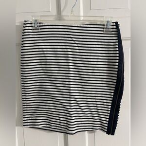 Madewell Navy Blue and Off White Striped Mini Skirt